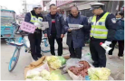 河南漯河市公安局交通管理支队城乡一体化示范区大队开展“交通安全知识进农村”宣传教育活动